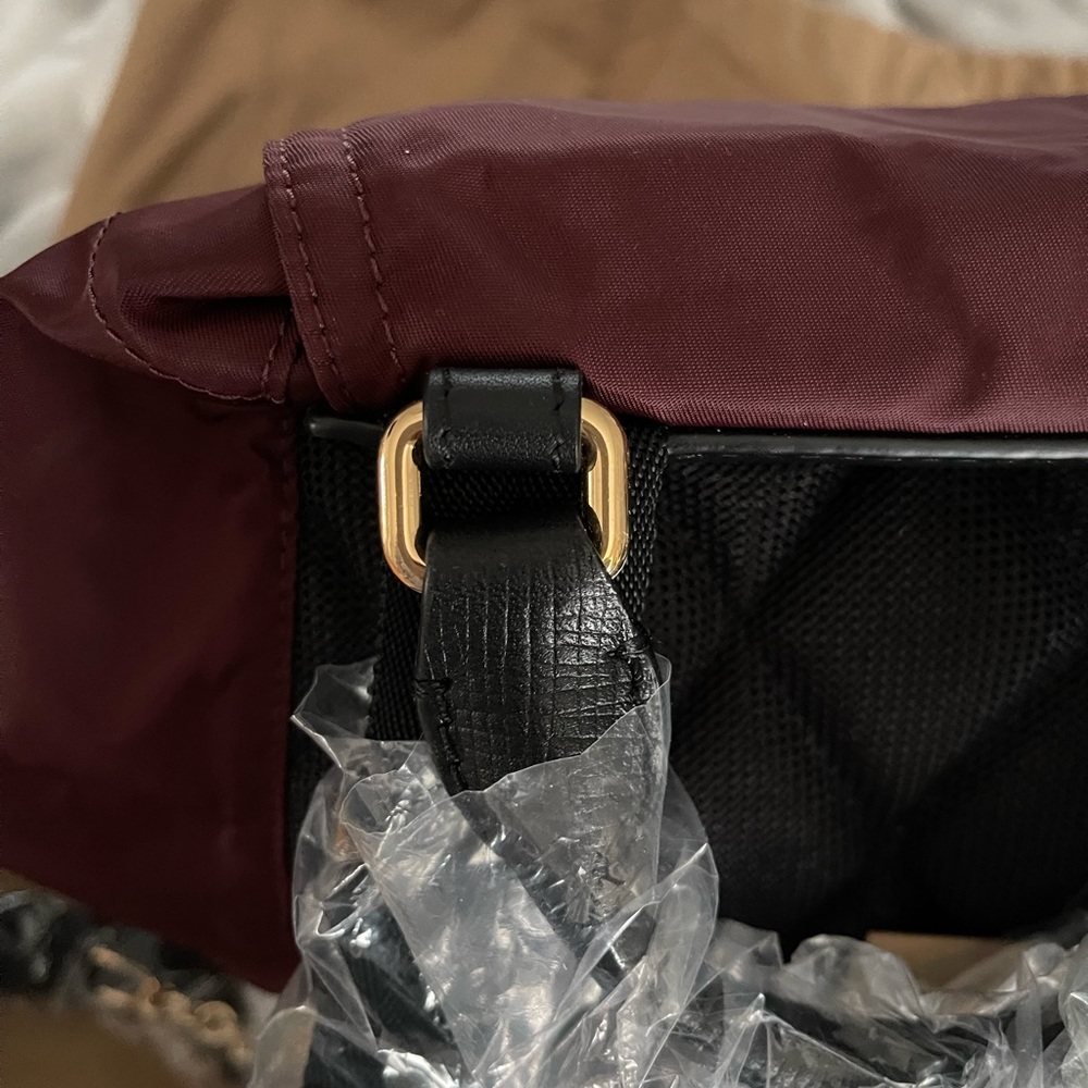 Burberry Bag Pack burgundy color mid size NWT 100% Authentic - Picture 9 of 11